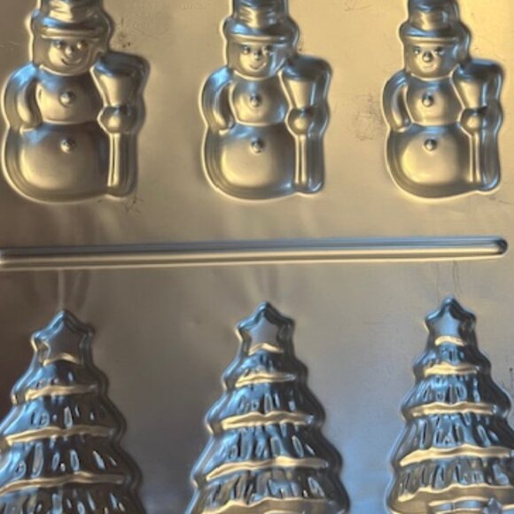 Vintage 5 Wilton Chocolate molds - Picture 5 of 8